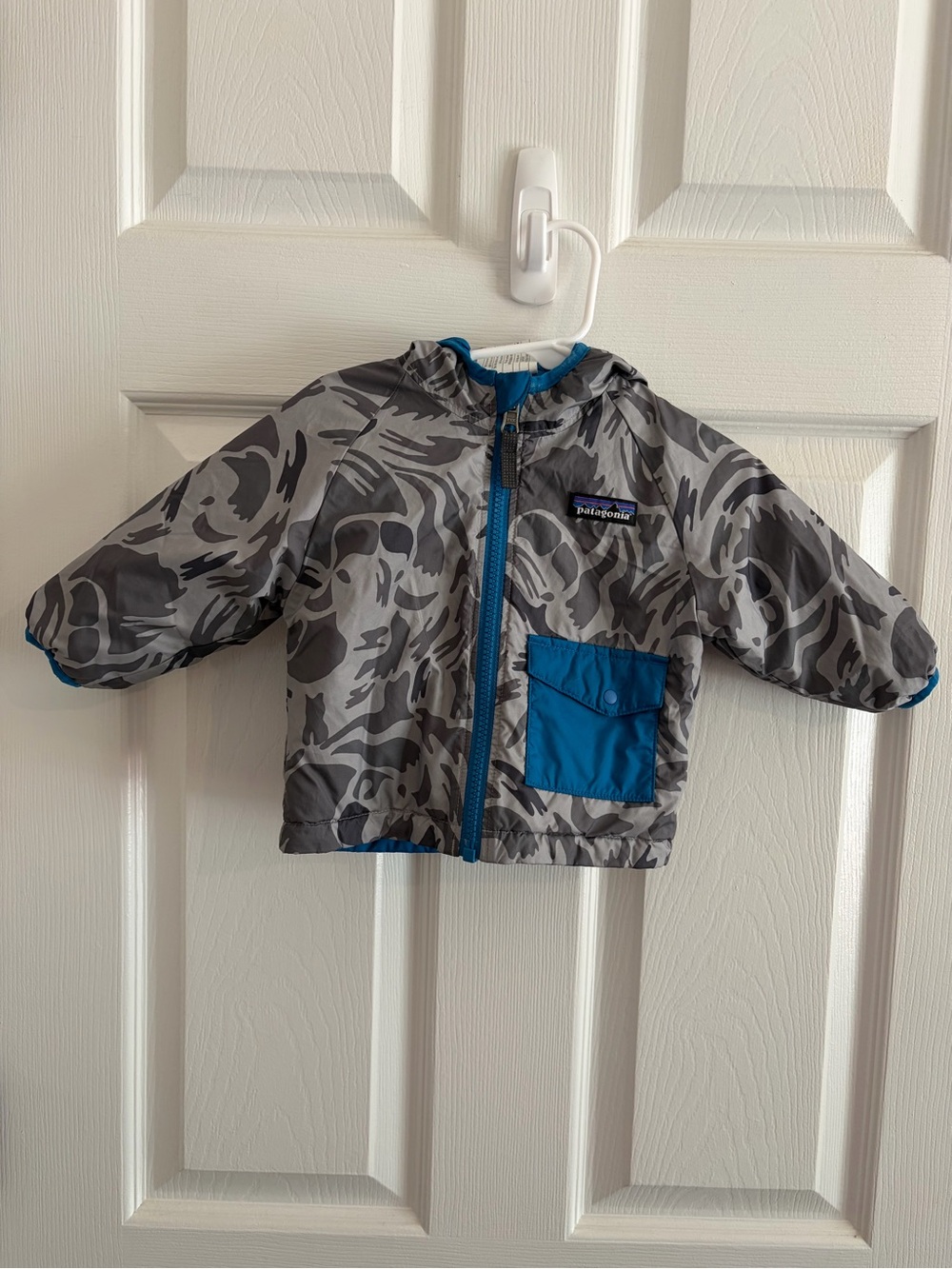 Patagonia Reversible Gray & Blue Camo Hooded Winter Jacket - Size 3-6 Months